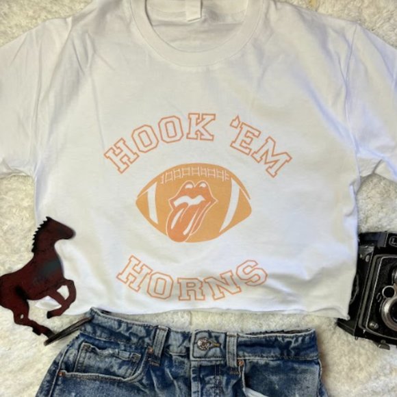 Hook "Em Horns University of Texas Austin Longhorn College Football Crop Tee - Picture 1 of 2